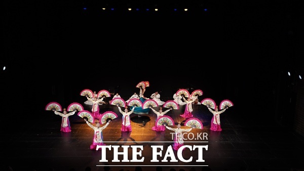 대전시립연정국악단 2025 유럽 순회 공연 모습. /대전시