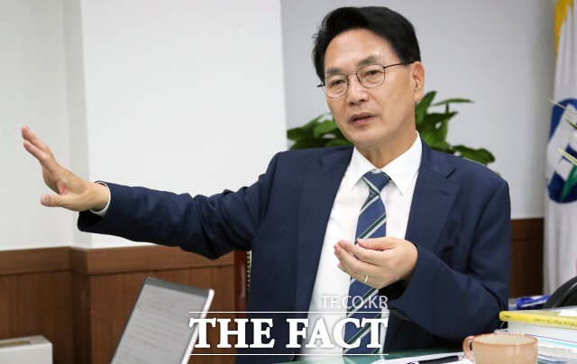 전북 고창군이 올해 농업 분야에서 놀라운 성과를 거두며 전국적인 주목을 받고 있다. 심덕섭 고창군수는 농가와 주민들의 적극적인 참여, 그리고 공무원들의 헌신이 함께 이뤄낸 값진 결과라고 평했다. /고창군