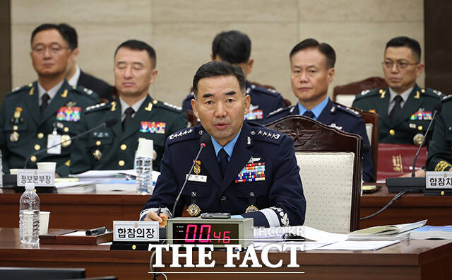 진영승 합동참모본부 의장이 14일 오전 서울 용산구 합동참모본부에서 열린 국회 국방위원회 국정감사에서 의원들의 질의에 답변하고 있다. / 국회사진기자단