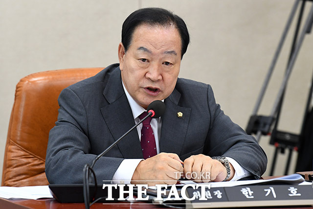 한기호 국민의힘 의원이 14일 오전 서울 용산구 합동참모본부에서 열린 국방위원회의 국정감사에서 김병주 민주당 의원을 직격했다. 사진은 기사 내용과 직접적인 관련이 없음. /남용희 기자