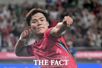  홍명보호, 브라질전 패배 딛고 파라과이에 2-0 승 [TF사진관]