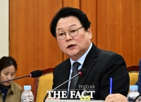  질의에 답변하는 민영삼 한국방송광고진흥공사 사장 [포토]