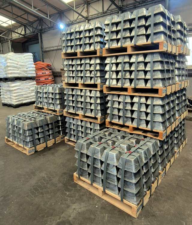 고려아연 울산 온산제련소 안티모니 출하장. /고려아연