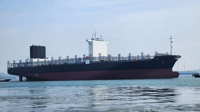 대한조선은 지난 14일 파나마 소재 선사와 약 3300억원 규모 8800TEU급 컨테이너선 2척 건조 계약을 맺었다. 대한조선 8000TEU 컨테이너선. /대한조선