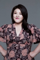  이국주, '이정은·최진혁' 소속사 코미디언 1호 영입