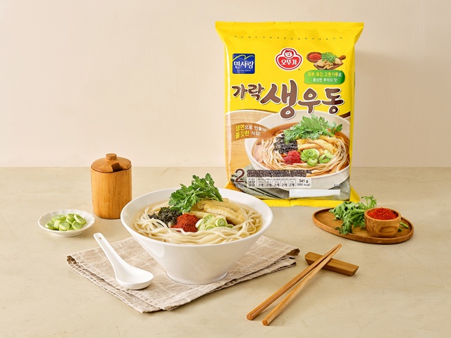 오뚜기가 신제품 가락생우동을 출시했다. /오뚜기