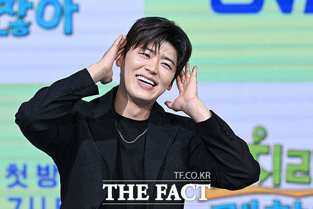 가수 박지현이 16일 오전 서울 마포구 상암동 쇼킹케이팝센터에서 열린 ENA 새 예능 프로그램 길치라도 괜찮아 제작발표회에서 누구나 길치가 될 수 있다는 것을 보여주는 프로그램인 것 같다고 설명했다. /서예원 기자