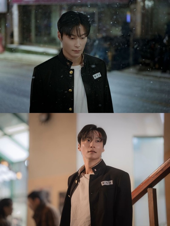 배우 허남준이 백번의 추억에서 잘생긴 외모와 배경 덕분에 백마 탄 왕자로 불리지만 어린 시절 어머니를 잃고 아버지의 재혼을 겪으며 외로움을 안게 된 한재필 역을 맡아 연기했다. /SLL