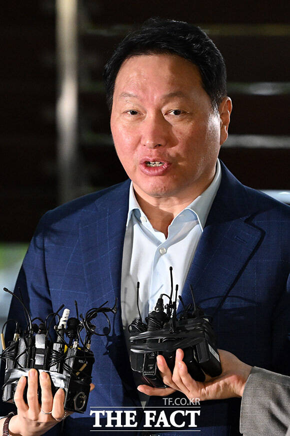 미국 출국하는 최 회장 법원의 판단에 더이상 할 말 없다