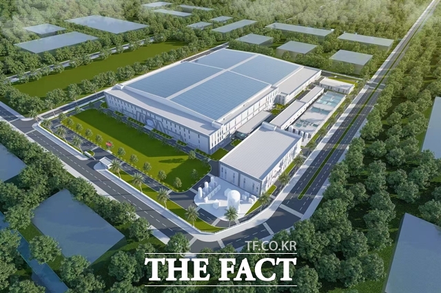 미국과 중국의 관세 전쟁이 재점화하면서 미국 태양광 시장에서 OCI홀딩스의 사업이 확대될 전망이다. OCI홀딩스 베트남 웨이퍼 공장 조감도. /OCI홀딩스