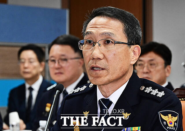 유재성 경찰청장 직무대행은 국가공무원법과 공직선거법 위반 혐의를 받는 이진숙 전 방송통신위원장의 체포가 적법했다고 강조했다. 여야는 이 전 위원장의 체포를 두고 공방을 벌였다./배정한 기자