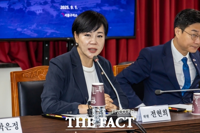 전현희 더불어민주당 최고위원이 19일 서울 여의도 국회에서 캄보디아 한국인 납치·감금 사태에 대해 필요시 군사적 조치를 배제해서는 안 된다고 강조했다. /더팩트 DB