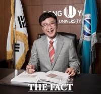  경찰, '조민 표창장 가짜 주장' 최성해 동양대 총장 수사