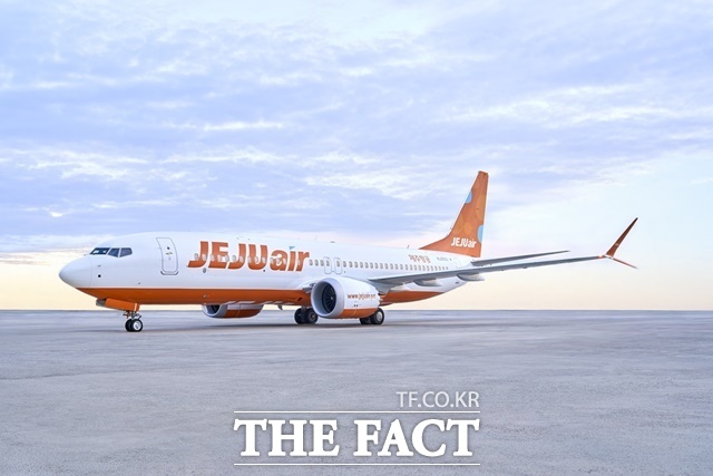 제주항공이 7번째 B737-8 구매기를 도입했다고 밝혔다. /제주항공