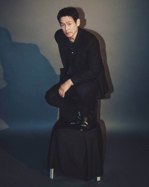 배우 설경구가 최근 서울 종로구 한 카페에서 <더팩트>와 만나 넷플릭스 영화 굿뉴스와 관련된 이야기를 나눴다. /넷플릭스