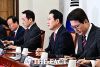  [이슈클립] “인간적 도리” vs “무책임 처사”, 장동혁의 尹 면회 두고 시끌 (영상)
