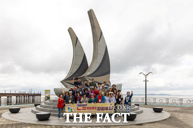 지난달 당진·태안·서산 지역에서 진행된 노포맛집힐링투어 모습. /충남문화관광재단