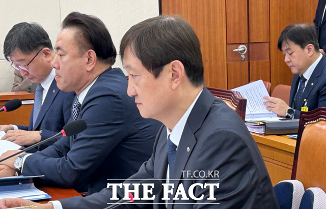 이찬진 금융감독원장이 21일 국회 정무위원회 국정감사에 참여했다. /김정산 기자