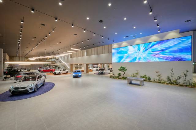 인천공항공사는 이달 내에 BMW 드라이빙센터 신규 사업자 모집 계획을 공고할 예정이다. 센터 내 BMW 플라자. /BMW코리아