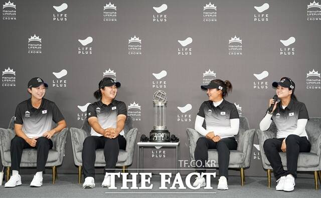 22일 열린 한화라이프플러스 인터내셔널크라운 공식 기자회견에서 한국 선수들이 밝은 표정으로 질문에 답하고 있다. 왼쪽부터 김효주, 유해란, 고진영, 최혜진./LPGA