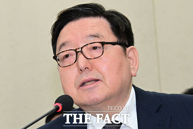 국정감사 출석한 박은수 한국의료분쟁조정중재원장.