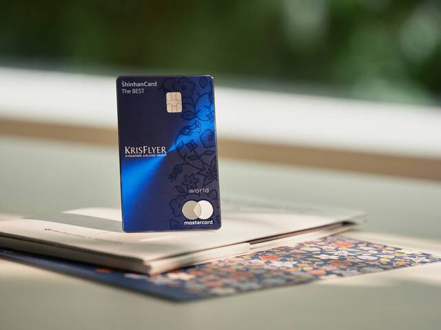 신한카드가 싱가포르항공 크리스플라이어 더 베스트 신한카드 고객 대상 경품 추첨 행사를 진행한다. /신한카드