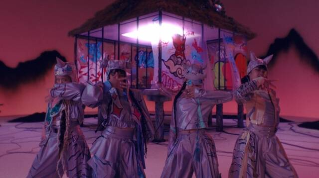 비비업은 동양적인 이야기를 힙하고 키치하게 풀어내면서 우리만의 오리지널리티를 보여드릴 계획이라고 말했다. 사진은 뮤직비디오 티저. /이고이엔티