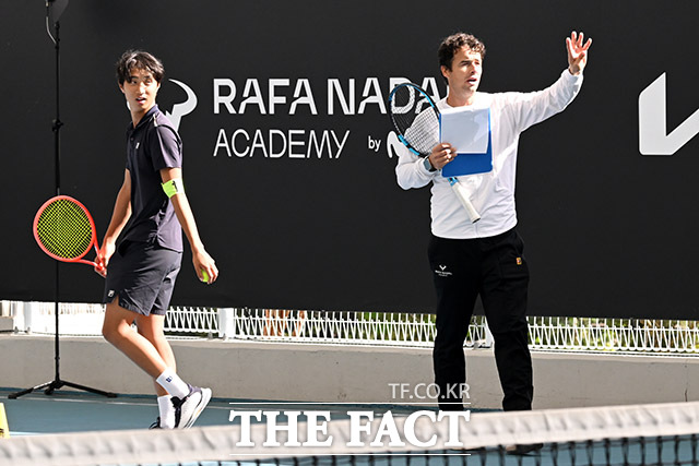 한국 테니스 유망주 만난 라파 나달 아카데미.
