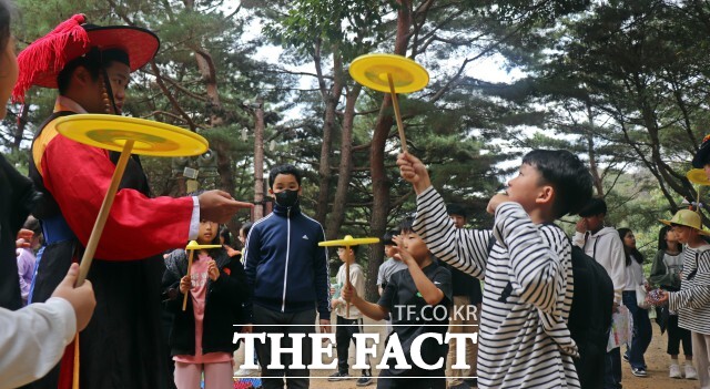 올해 고창모양성제는 조선시대 전라도의 고창고을을 그대로 재현하며 특색 있는 프로그램을 선보인다. /고창군