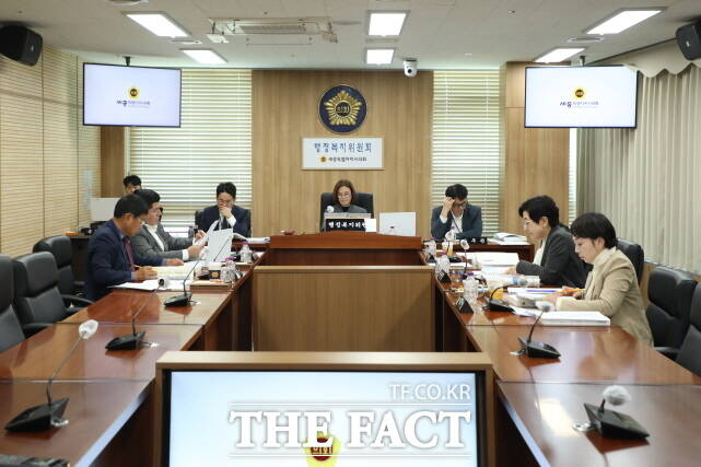 22일 세종시의회 행정복지위원회가 제101회 임시회 행정복지위원회 제2차 회의를 열고 있다. /세종시의회