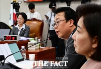  추미애 자녀 관련 질의하는 곽규택 의원 [포토]