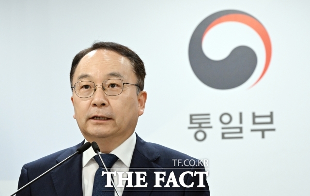 구병삼 통일부 대변인이 지난 15일 오전 서울 종로구 정부서울청사에서 정례브리핑을 하고 있다. /임영무 기자