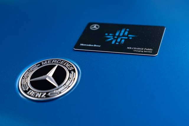 메르세데스-벤츠코리아는 전기 및 하이브리드 차량 고객의 충전 경험 강화를 위한 MB CHARGE 퍼블릭 서비스를 출시했다고 밝혔다. /벤츠코리아