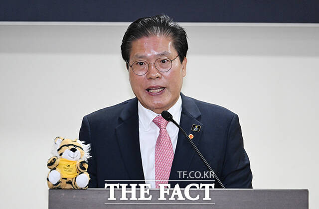 개회사하는 송석준 국민의힘 의원(한미의원연맹 이사).