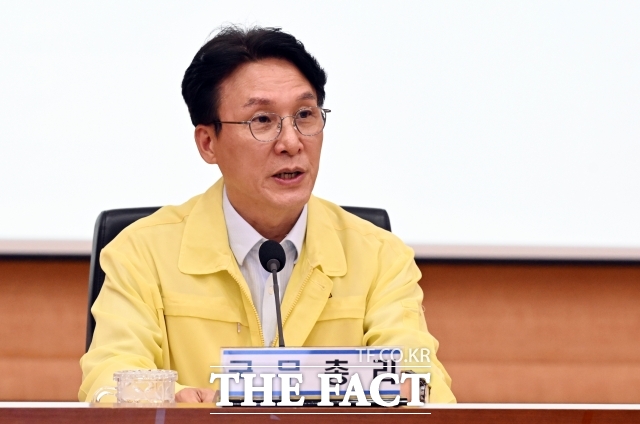 김민석 국무총리는 24일 핼러윈(10월 31일)을 앞두고 모든 부처와 자치단체가 가용 역량을 총동원해 빈틈없이 대비하라며 특별 지시를 내렸다. /임영무 기자