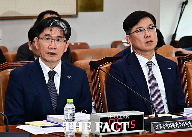 오동운 공수처장이 24일 오후 서울 여의도 국회 법제사법위원회에서 열린 고위공직자범죄수사처에 대한 국정감사에 출석해 질의를 듣고 있다. /국회=배정한 기자