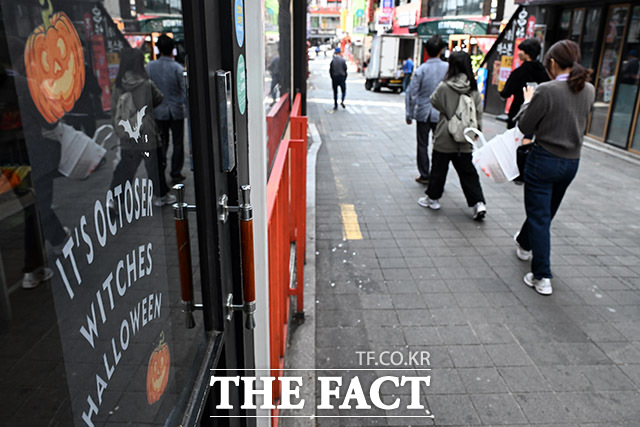 '이태원 참사 3주기' 한산한 이태원.