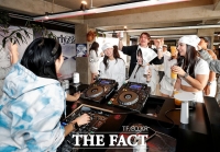  '버드와이저 제로'와 함께하는 음악 파티 '얼리 버드(Early Bud)' [포토]