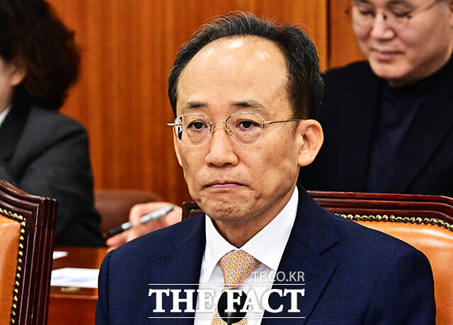 추경호 국민의힘 의원이 27일 오전 서울 여의도 국회 정무위원회에서 열린 금융위원회, 금융감독원 등에 대한 종합감사에 참석해 질의를 하고 있다. /국회=배정한 기자