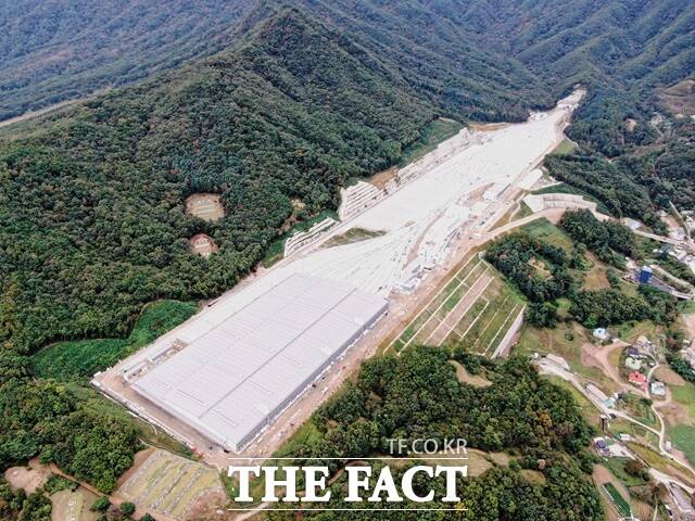 서울시는 28일 내달 1일부터 진접차량기지의 안전성과 운행 체계를 점검하는 철도종합시험운행에 들어간다./서울시