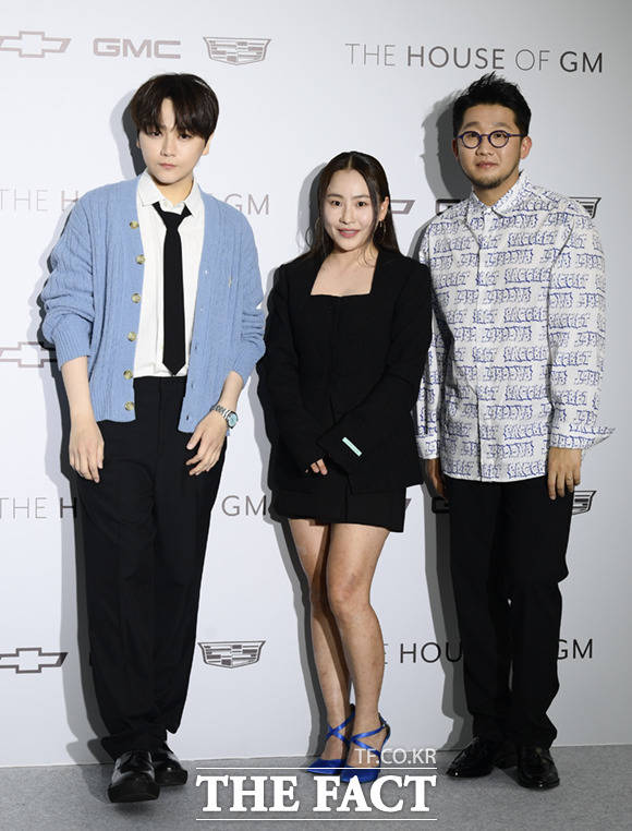 그룹 어반자카파의 권순일 조현아 박용인(왼쪽부터)이 새 EP STAY를 11월 3일 발매한다./더팩트DB