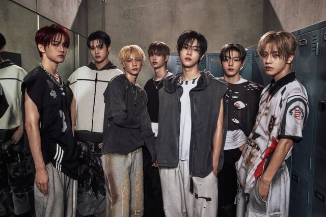 클로즈 유어 아이즈가 미니 3집 하이라이트 메들리를 공개하고 강렬한 음악으로의 변신을 예고했다. /언코어