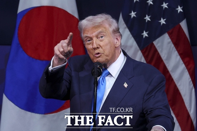 도널드 트럼프 미국 대통령이 29일 경북 경주 예술의전당에서 열린 APEC CEO 서밋에서 한국과 무역 합의를 곧 타결할 것이라고 밝혔다. /APEC 2025 KOREA