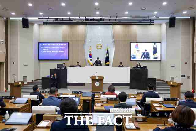 당진시의회가 29일 제2차 본회의를 끝으로 제124회 임시회를 마무리했다. /당진시의회