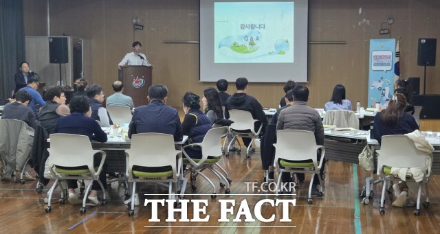 정읍시가 29일, 귀농·귀촌학교 수강생을 대상으로 ‘찾아가는 마을세무사 상담소’를 운영해 큰 호응을 얻었다. /정읍시