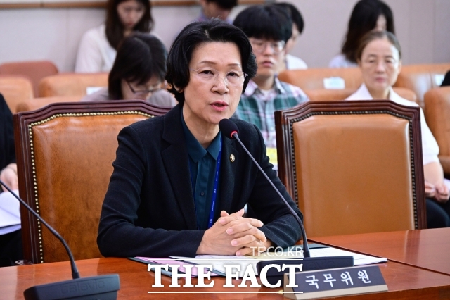 최은옥 교육부 차관은 29일 안드레아스 슐라이허 경제협력개발기구(OECD) 교육국장을 만난다./남윤호 기자