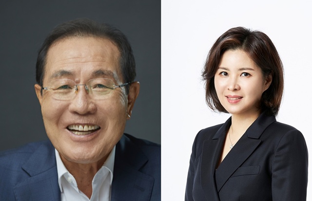 윤동한 콜마그룹 회장(왼쪽)이 딸인 윤여원 콜마비앤에이치 대표에게 98억4600만원을 증여한다. /콜마그룹