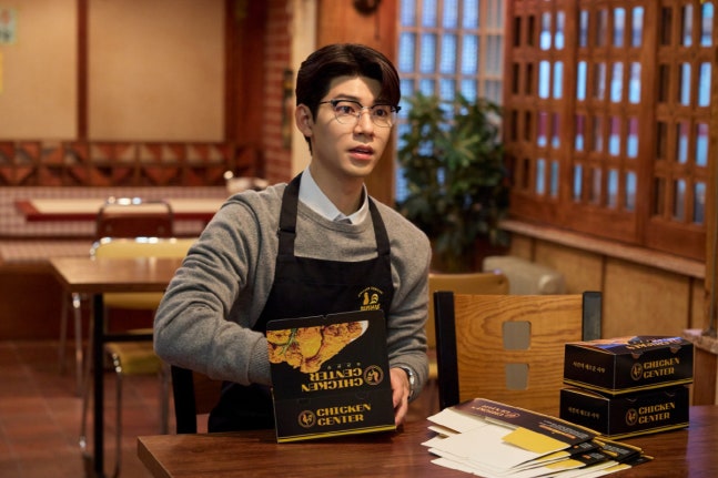 배우 배현성이 tvN 신사장 프로젝트를 통해 처음으로 30대 연기에 도전했다. /tvN