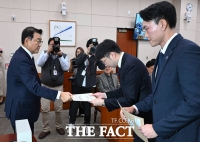  문체위, '김건희 용상 착석 동행' 이배용·최응천 동행명령장 발부 [TF사진관]