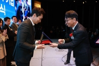  쿠팡로지스틱스, 김해 지역 일자리 창출 경남도지사 표창